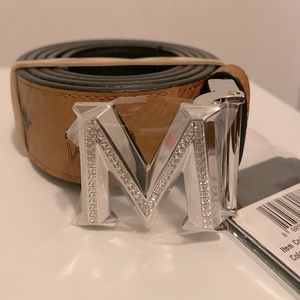MCM men’s belt must be altered to size at any department store that sells MCM.